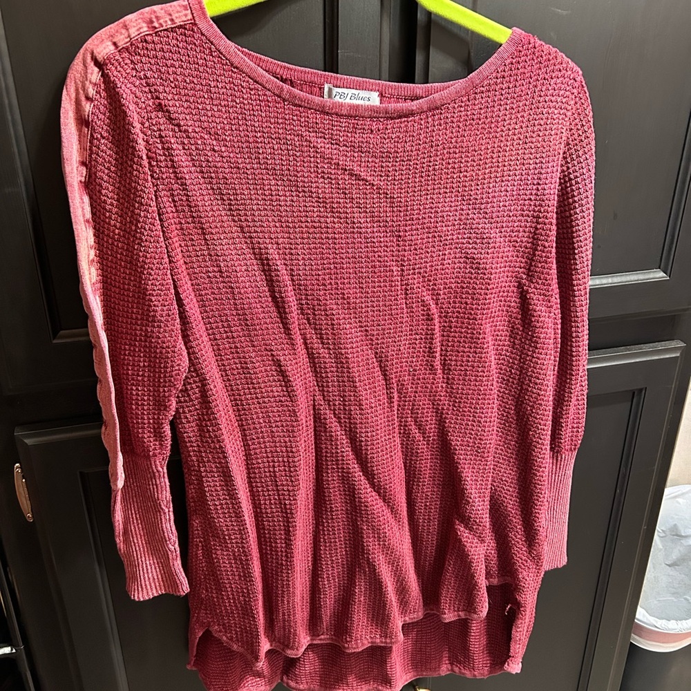 Textured Long Sleeve Top in Deep Pink